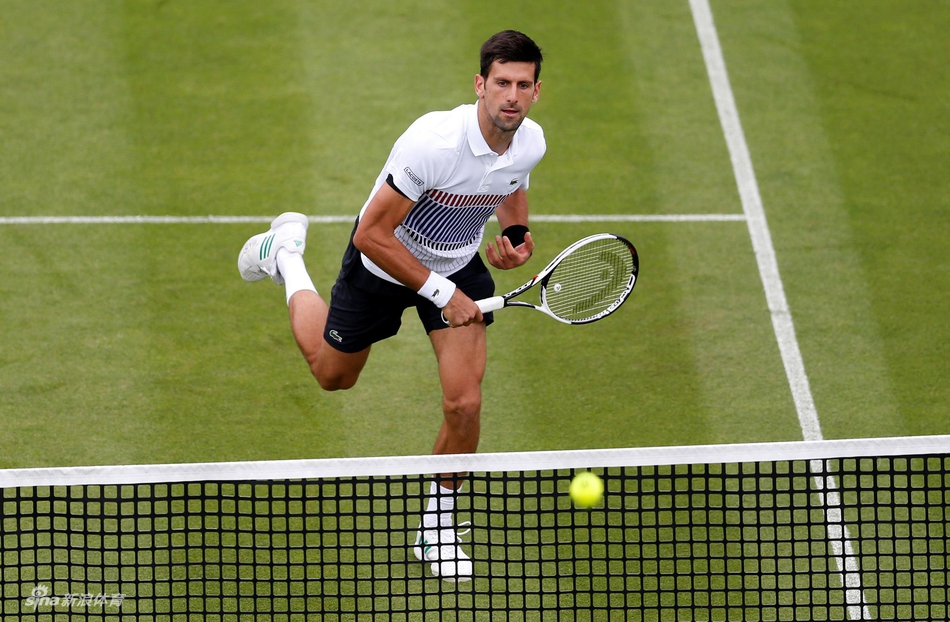 德约科维奇双手反拍