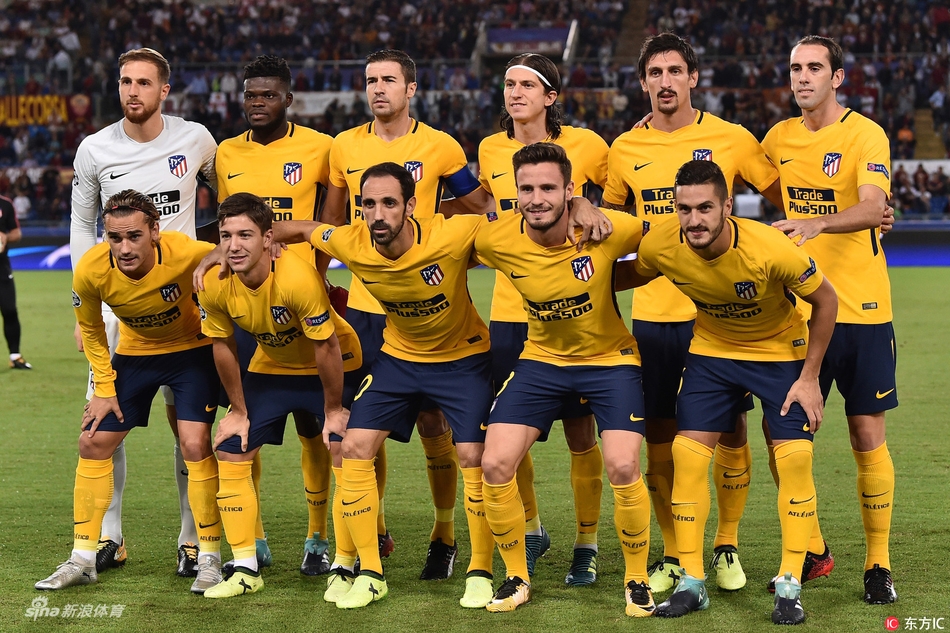 罗马队赛前合照