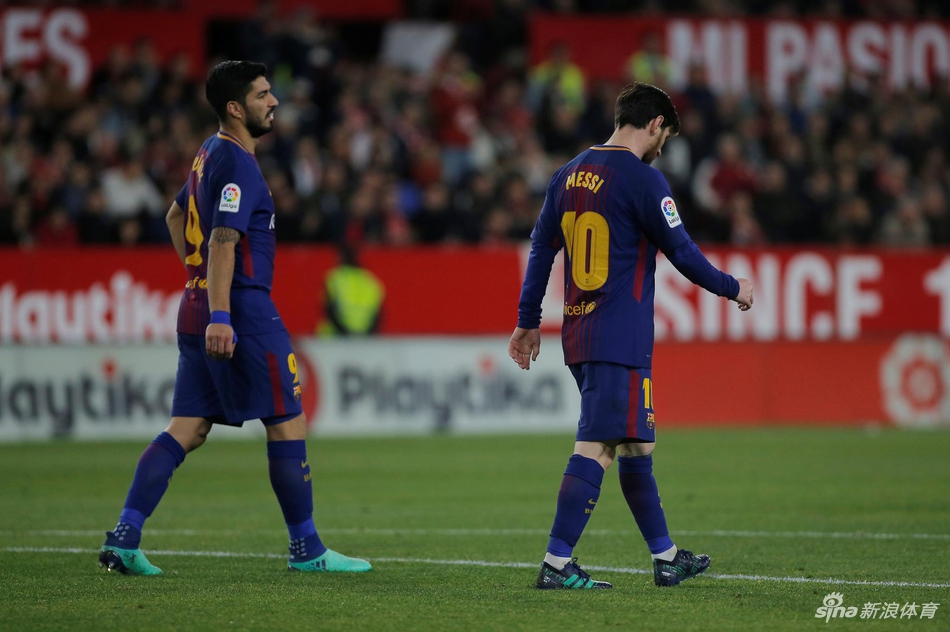 梅西苏神垂头丧气