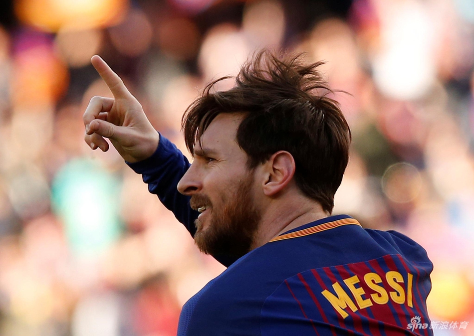 梅西进球庆祝