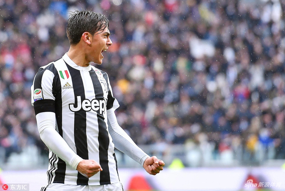 迪巴拉握拳庆祝