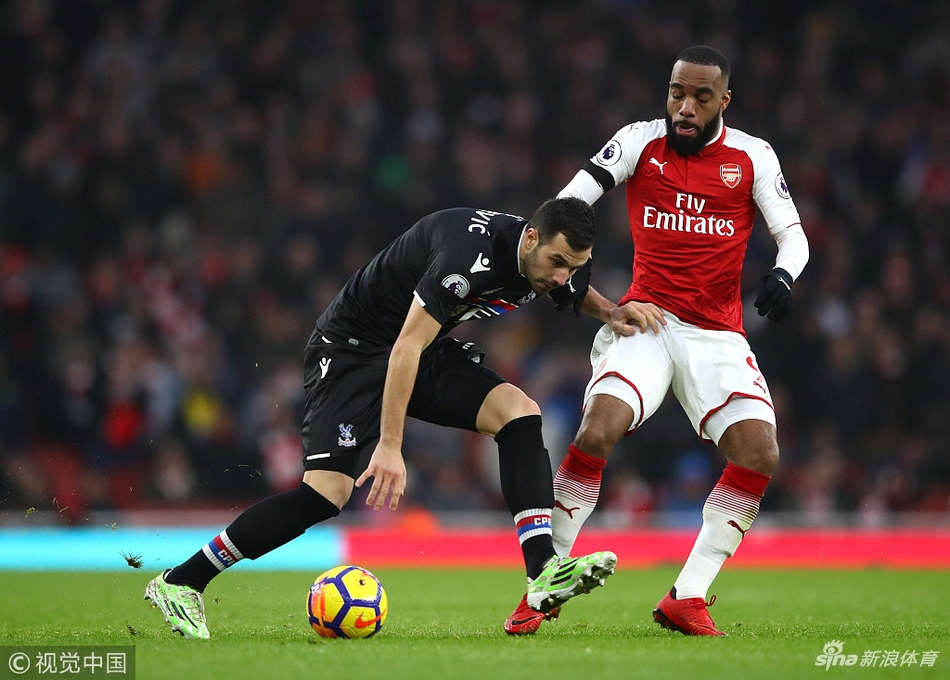 拉卡泽特前场逼抢