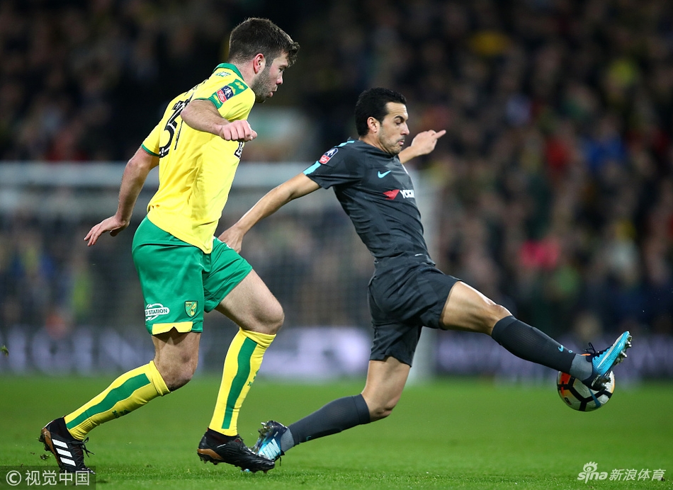 佩德罗带球突破