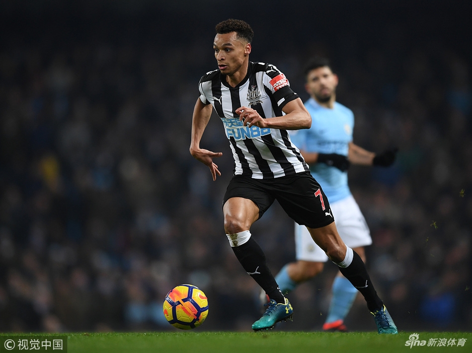 雅库布-墨菲带球突破