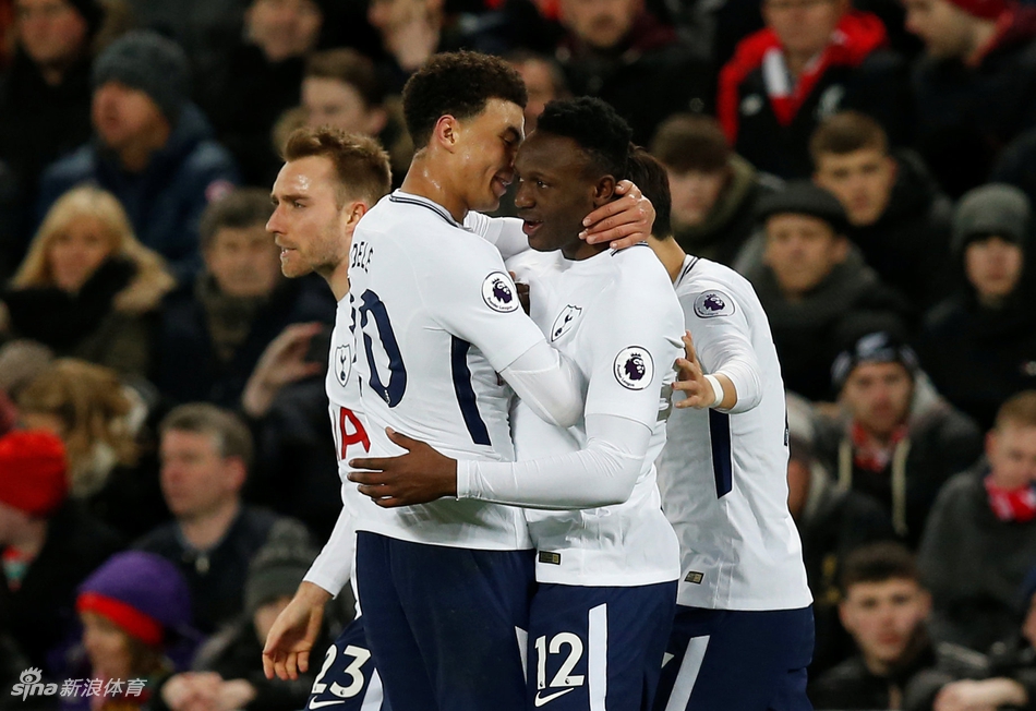 阿里拥抱万亚马