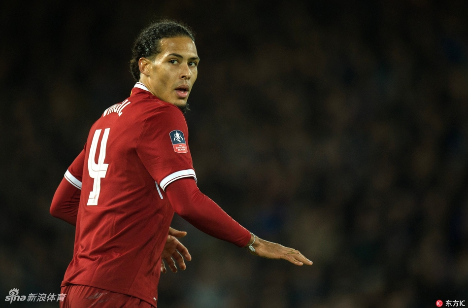 范迪克指挥防守