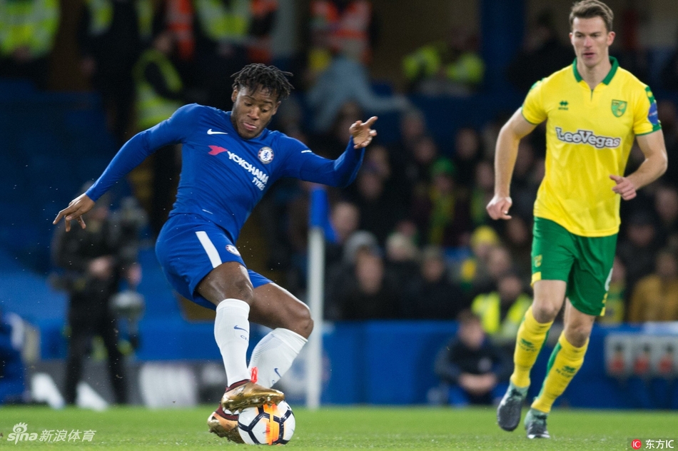 巴舒亚伊前场停球