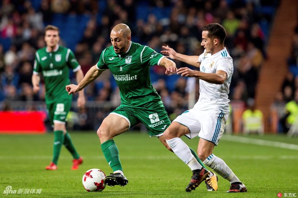 巴斯克斯前场逼抢