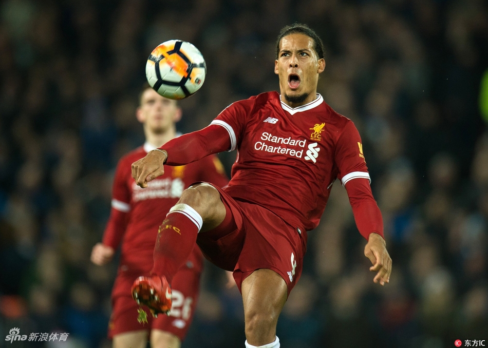 范迪克大脚解围