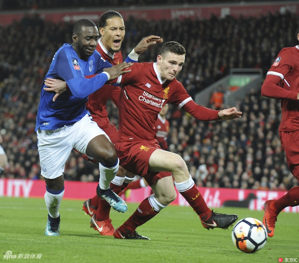 罗伯逊边路防守