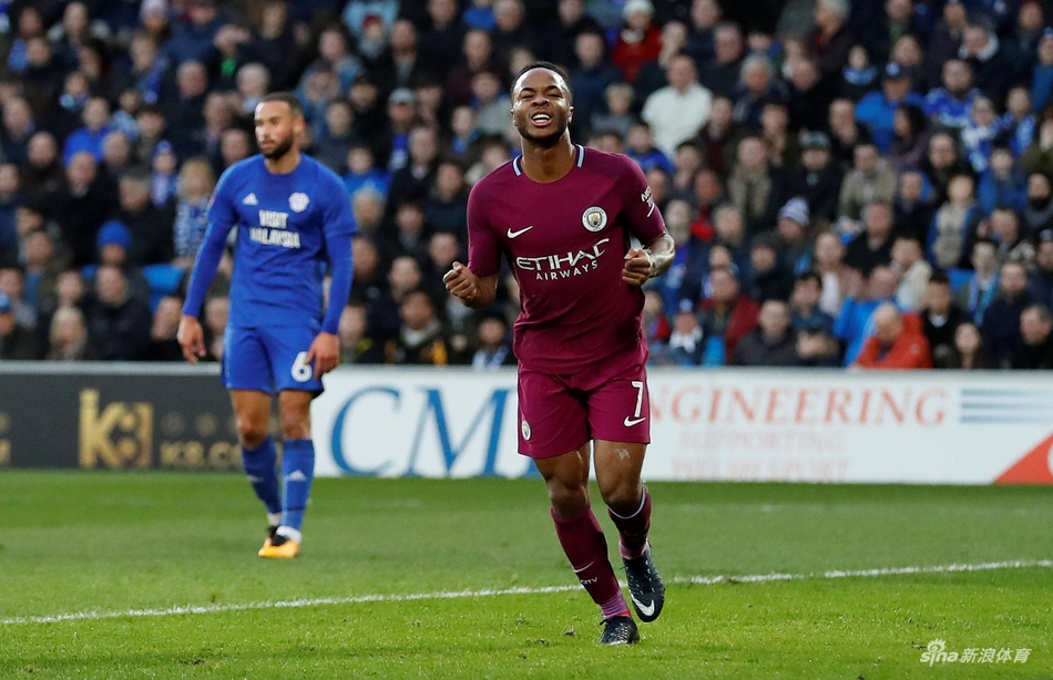 斯特林握拳庆祝