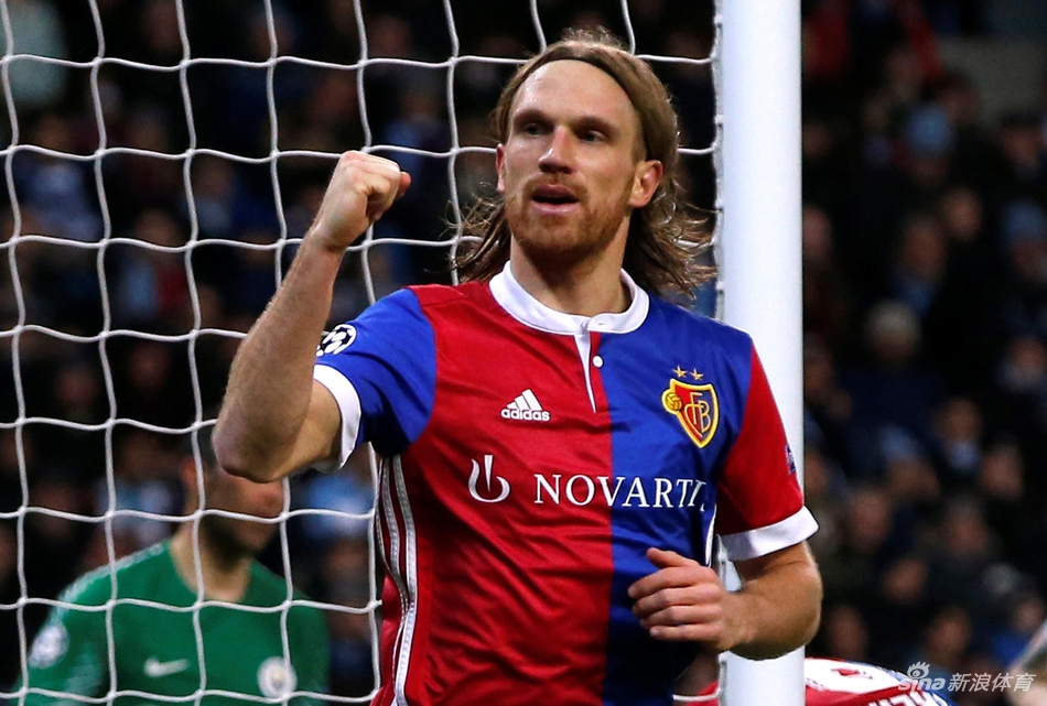 巴塞尔再进一球