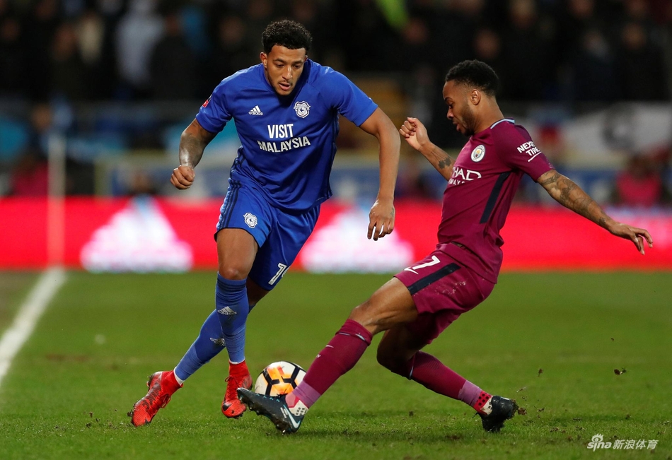 斯特林积极拼抢