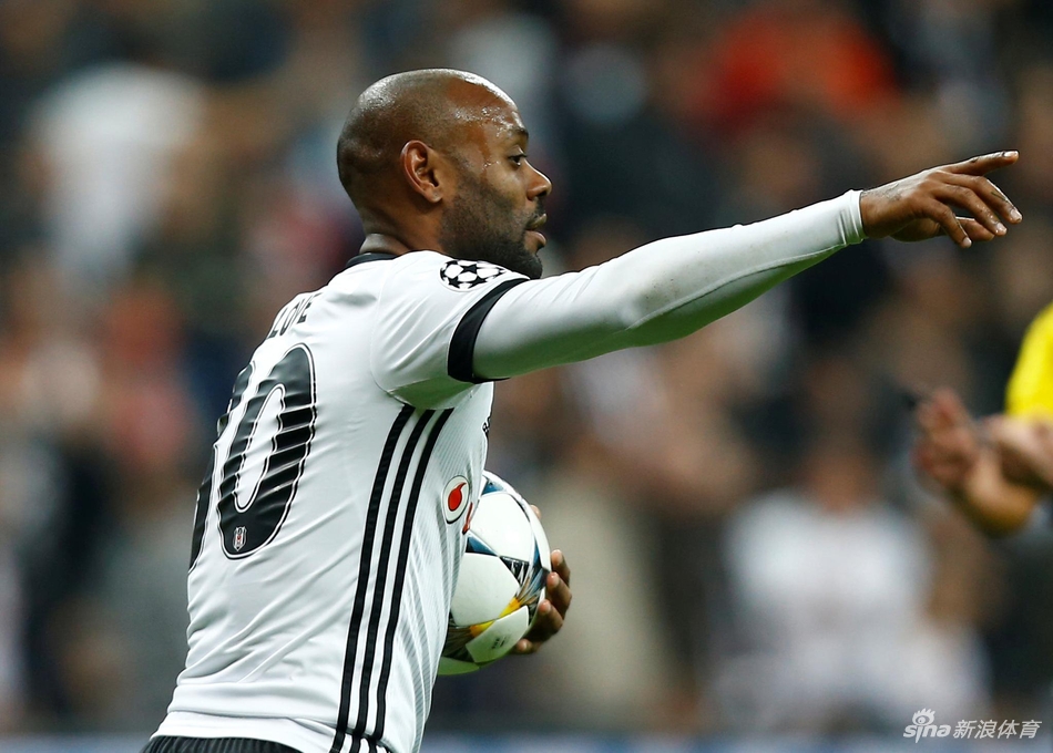 洛维为贝西克塔斯扳回一球