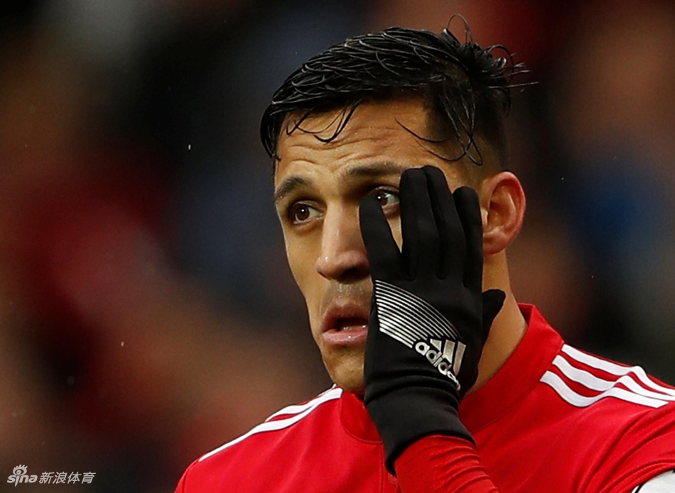 桑切斯满脸委屈