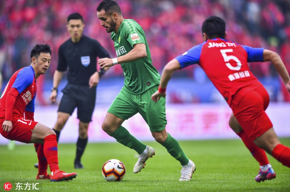 奥古斯托闪转腾挪