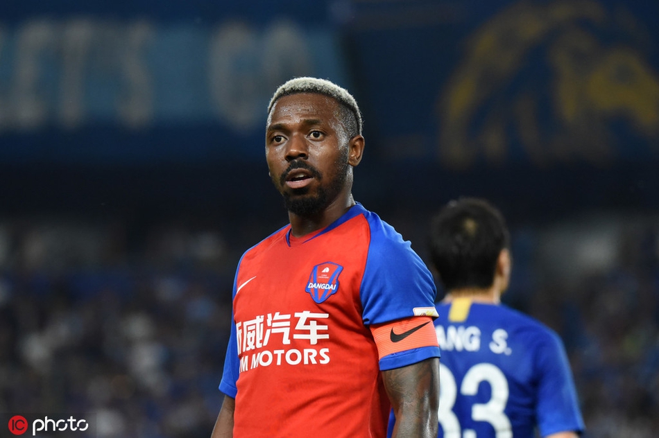 [中超]江苏苏宁3-1重庆斯威