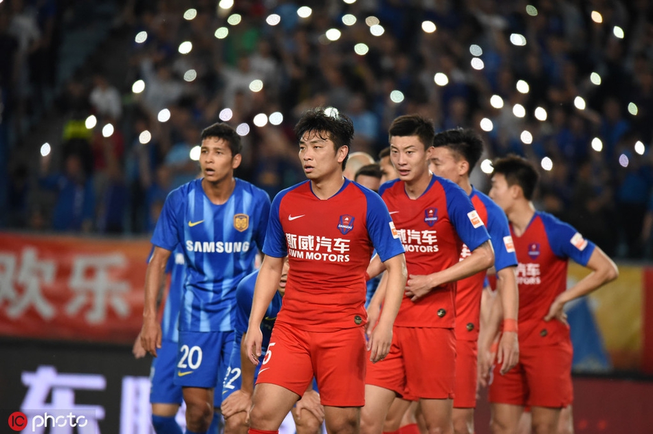 [中超]江苏苏宁3-1重庆斯威