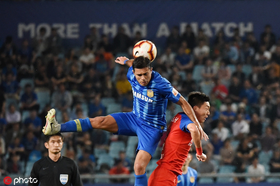 [中超]江苏苏宁3-1重庆斯威