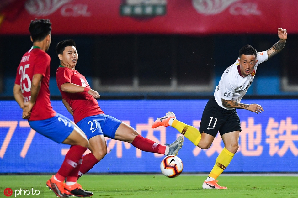 [中超]河南建业4-1华夏幸福