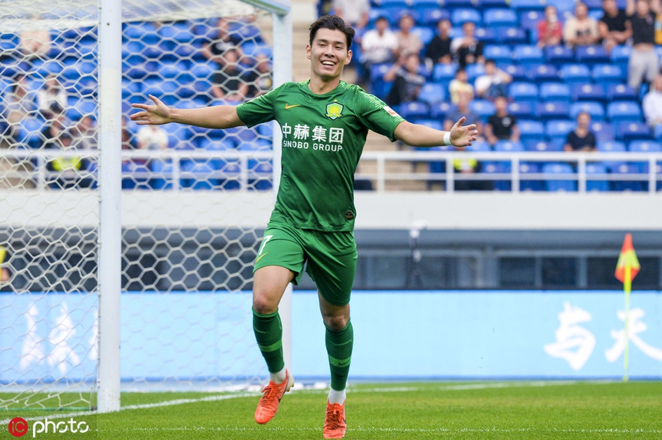 侯永永首开纪录