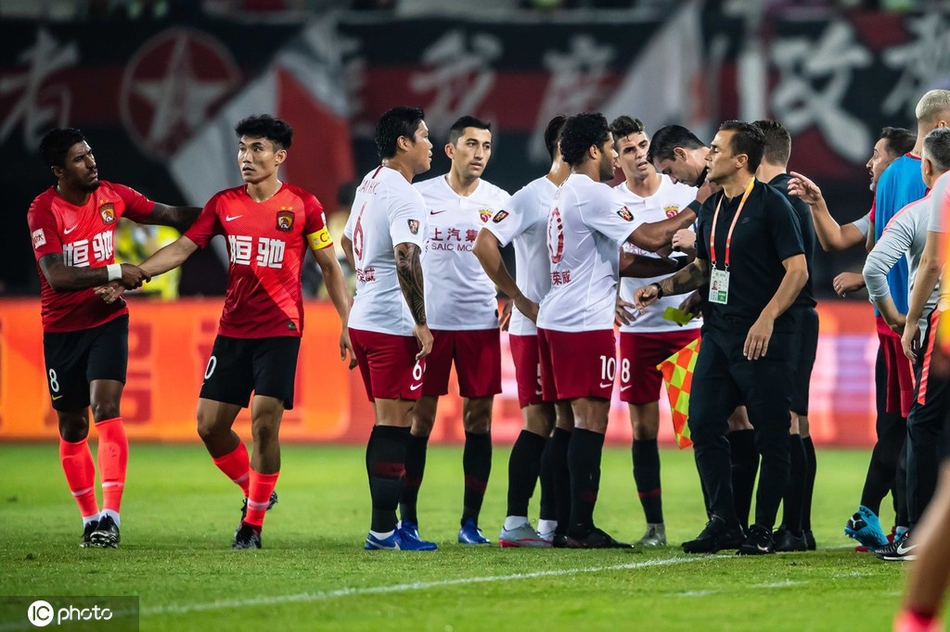 胡尔克张修维爆发小范围冲突