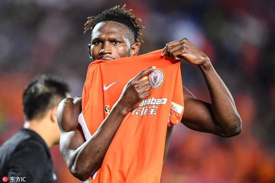 迪奥普脱衣庆祝