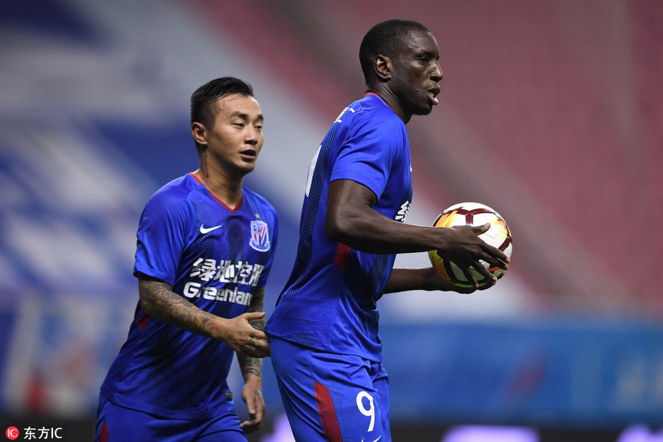 登巴巴扳平比分