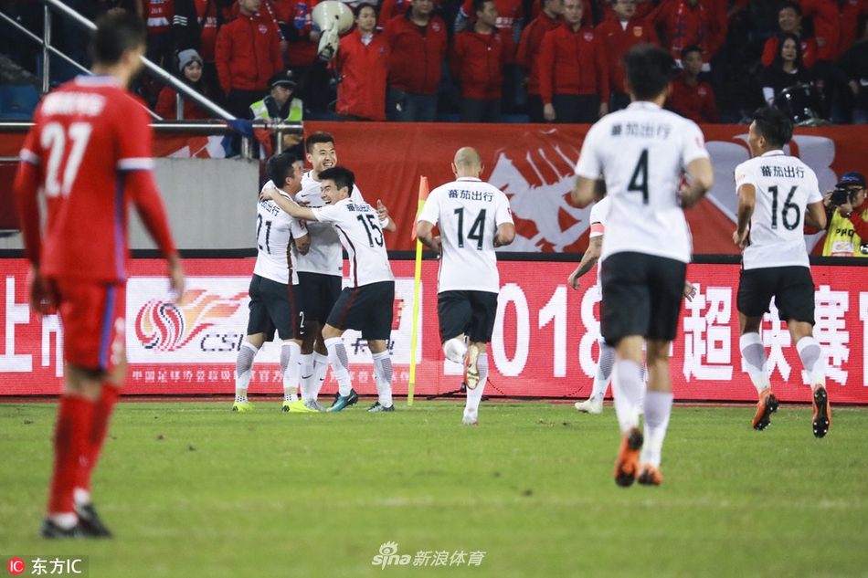 董学升帽子戏法