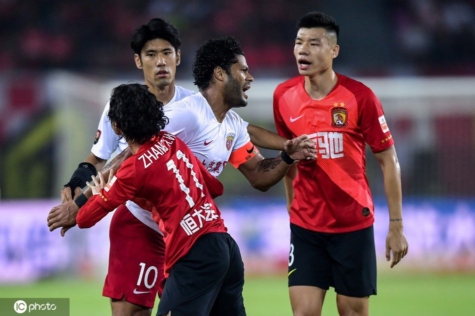 胡尔克张修维爆发小范围冲突