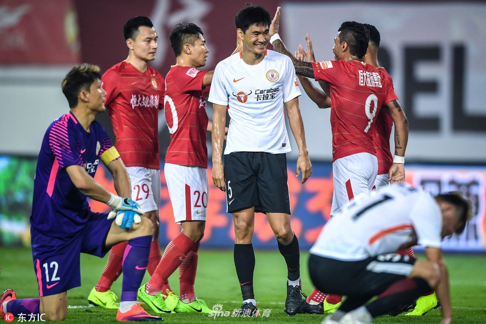 恒大上半场扩大了领先优势