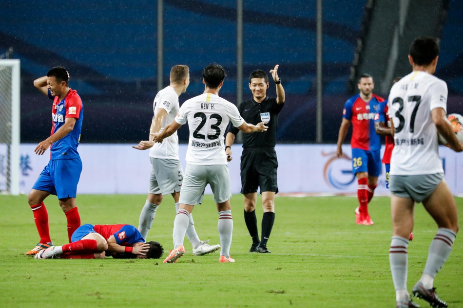 [中超]青岛黄海1-2河北华夏