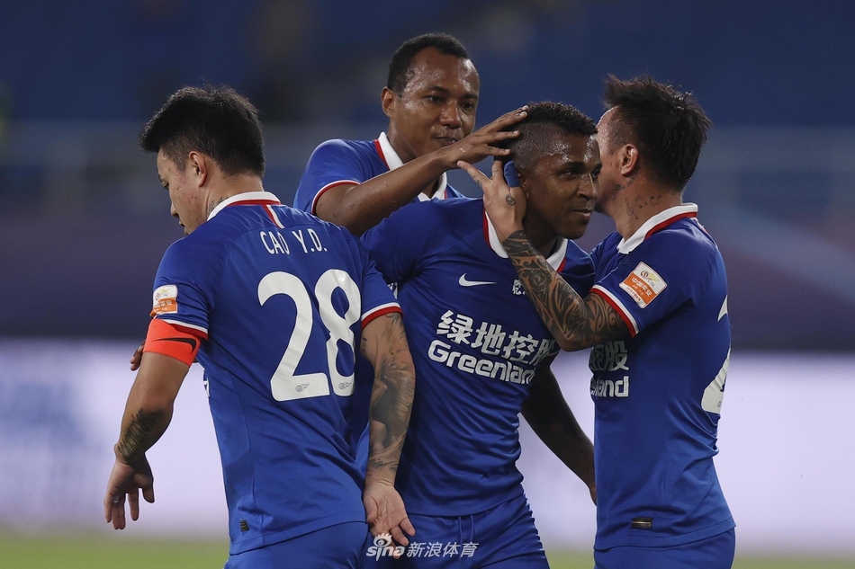 博拉尼奥斯破僵