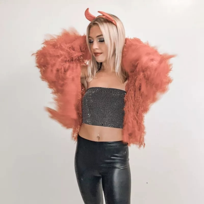 美艳步行者啦啦队员身材绝佳 身为管理学高材生才貌双全