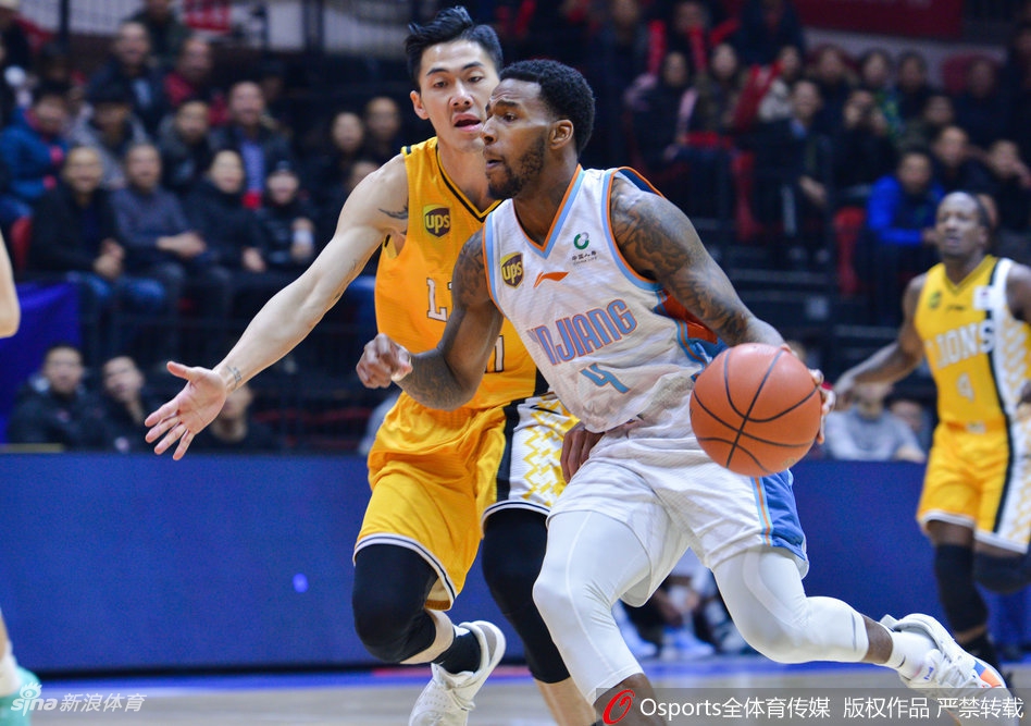 CBA第37轮:新疆127-111广厦