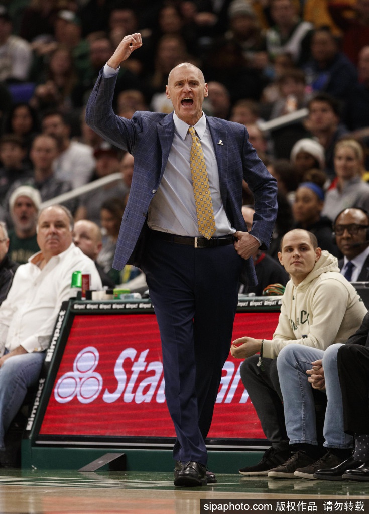 [常规赛]独行侠120-116雄鹿