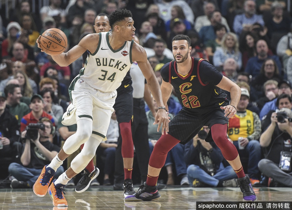 谁说七尺长人不能打控卫？