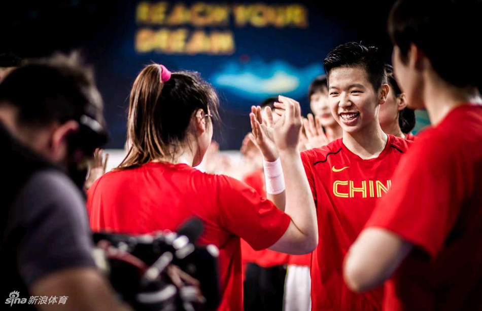 世界杯-中国女篮87-81胜日本进8强