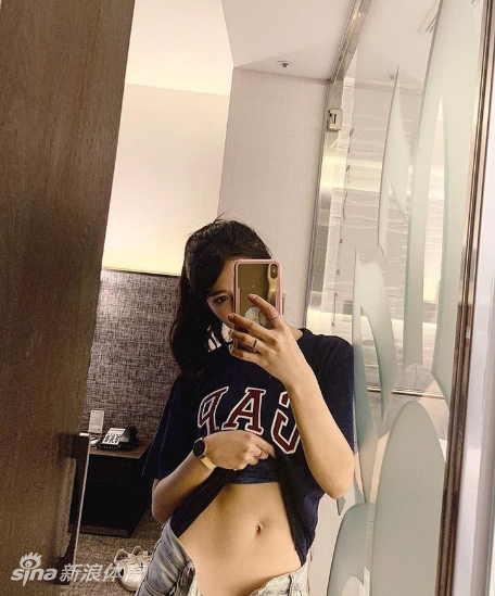 这姑娘如果持球突破 你舍得防守吗？