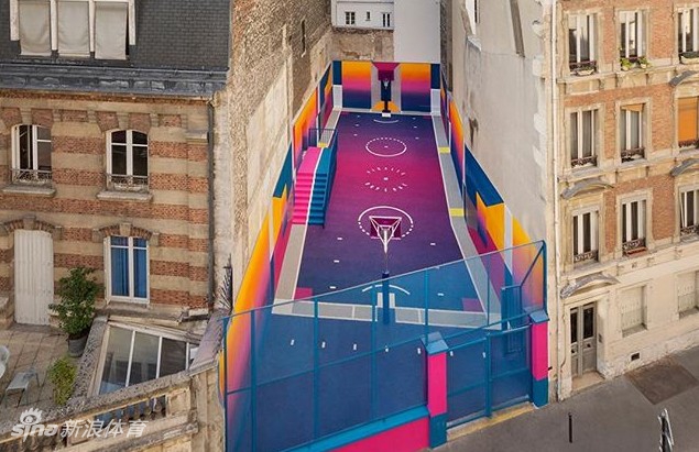 九大绝美篮球场！教练 我想打球