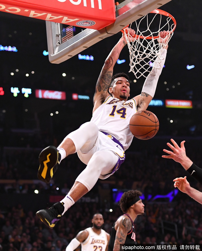 [NBA常规赛]湖人117-107太阳