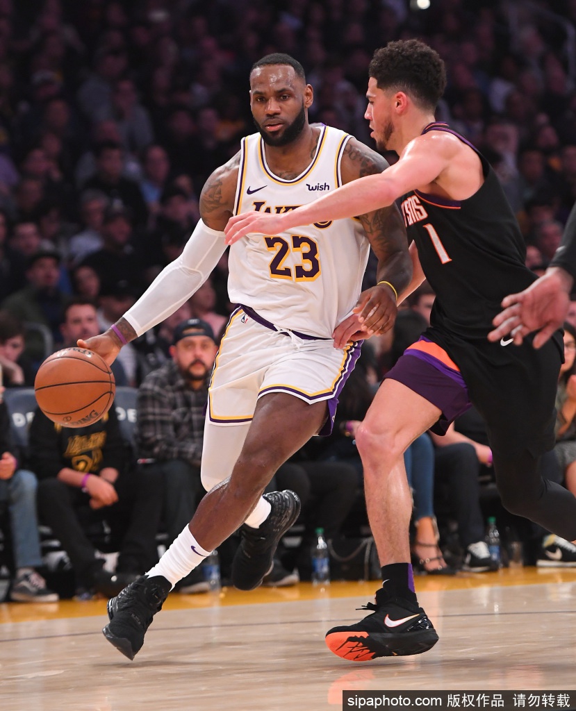 [NBA常规赛]湖人117-107太阳