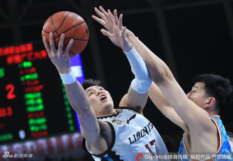 CBA第34轮:辽宁117-103新疆