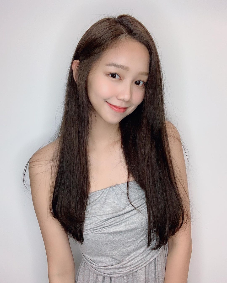 175长腿美女！ 魔鬼身形+甜美脸庞