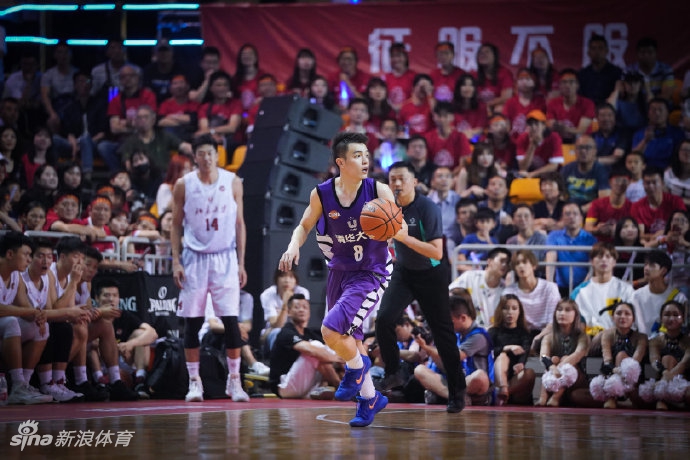 北大胜清华夺CUBA三连冠 姚明颁奖马布里现身