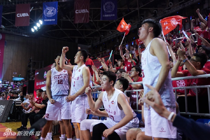 北大胜清华夺CUBA三连冠 姚明颁奖马布里现身