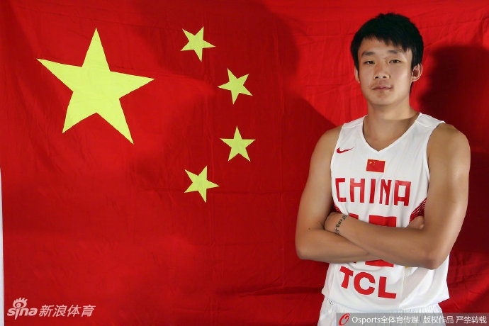 有一种美丽的颜色叫中国红