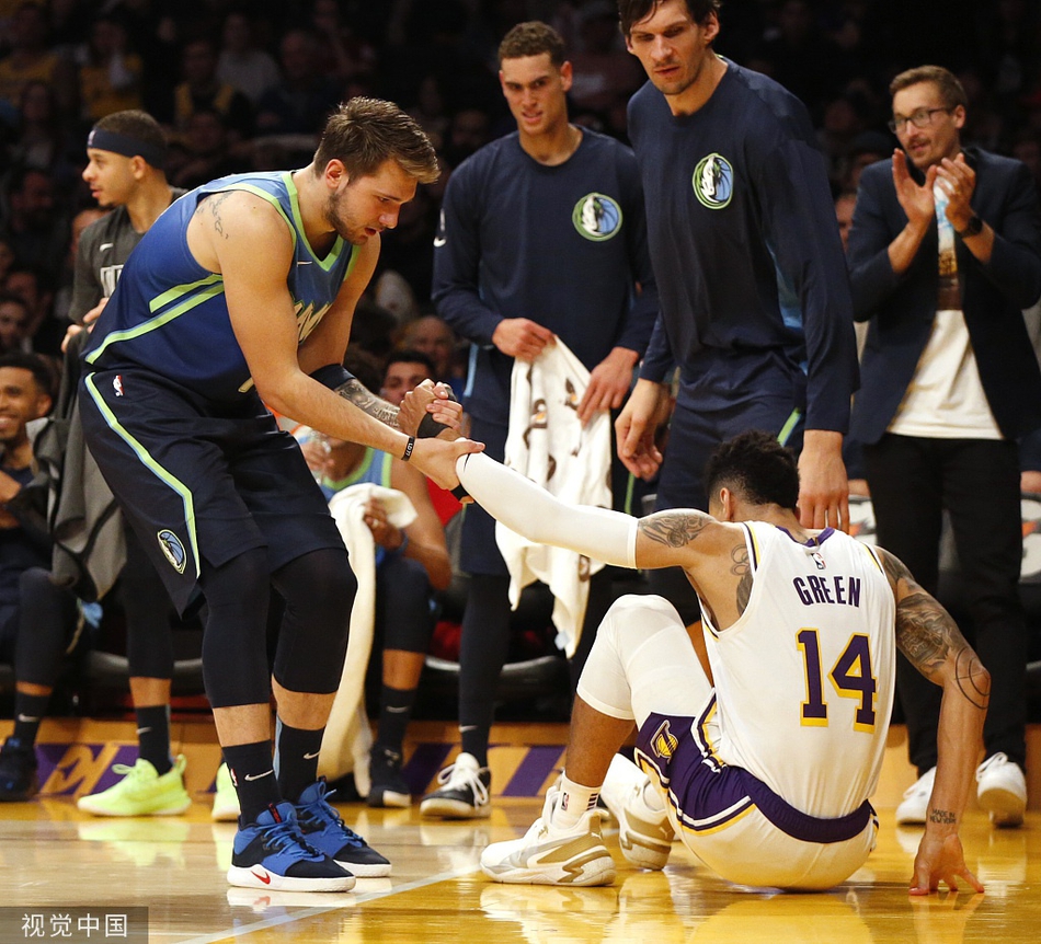 [常规赛]独行侠114-100湖人