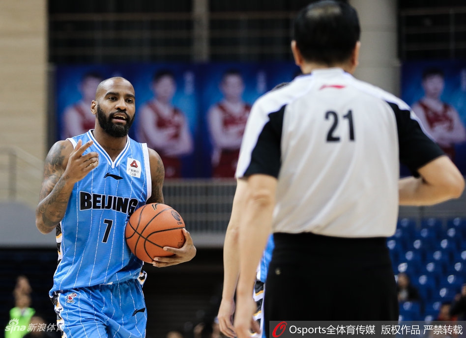 CBA第14轮:青岛92-107北京