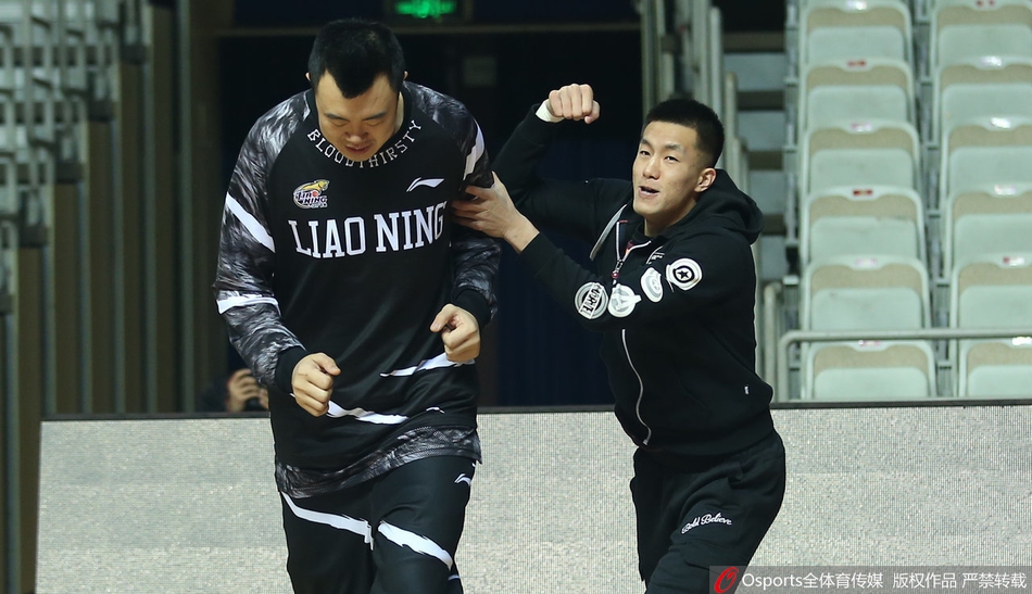 中国篮球另类七夕情人节:晓川小丁深情满满